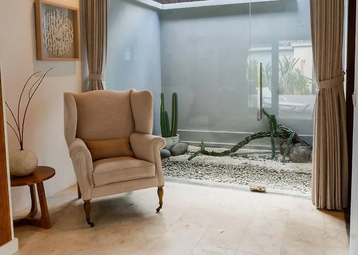 Ocean Breeze Villa -4Br Villa In Canggu