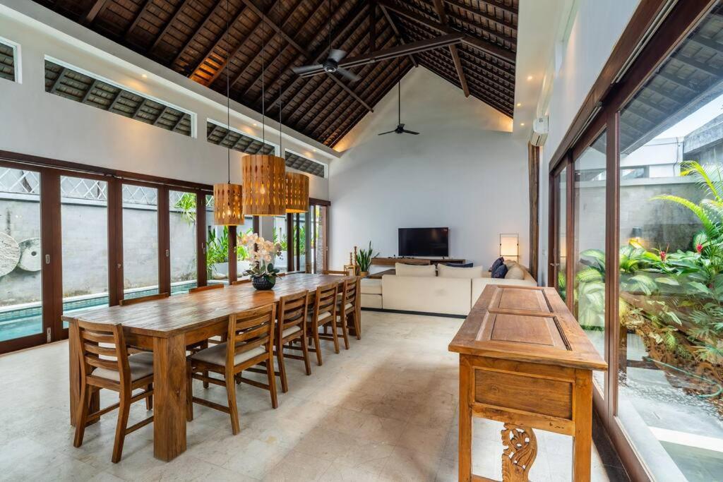 Ocean Breeze -4br In Villa